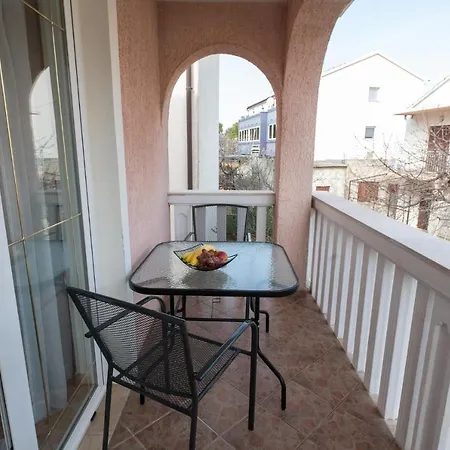 Apartmani Marin No1. Vodice Exterior photo